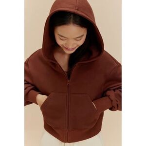 NEIWAI NWT CROPPED SWEATSHIRT